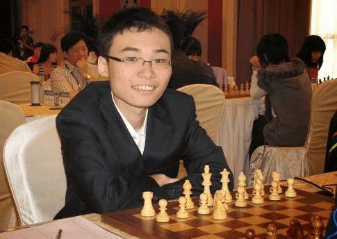 Liren é o primeiro chinês campeão do Mundo de xadrez