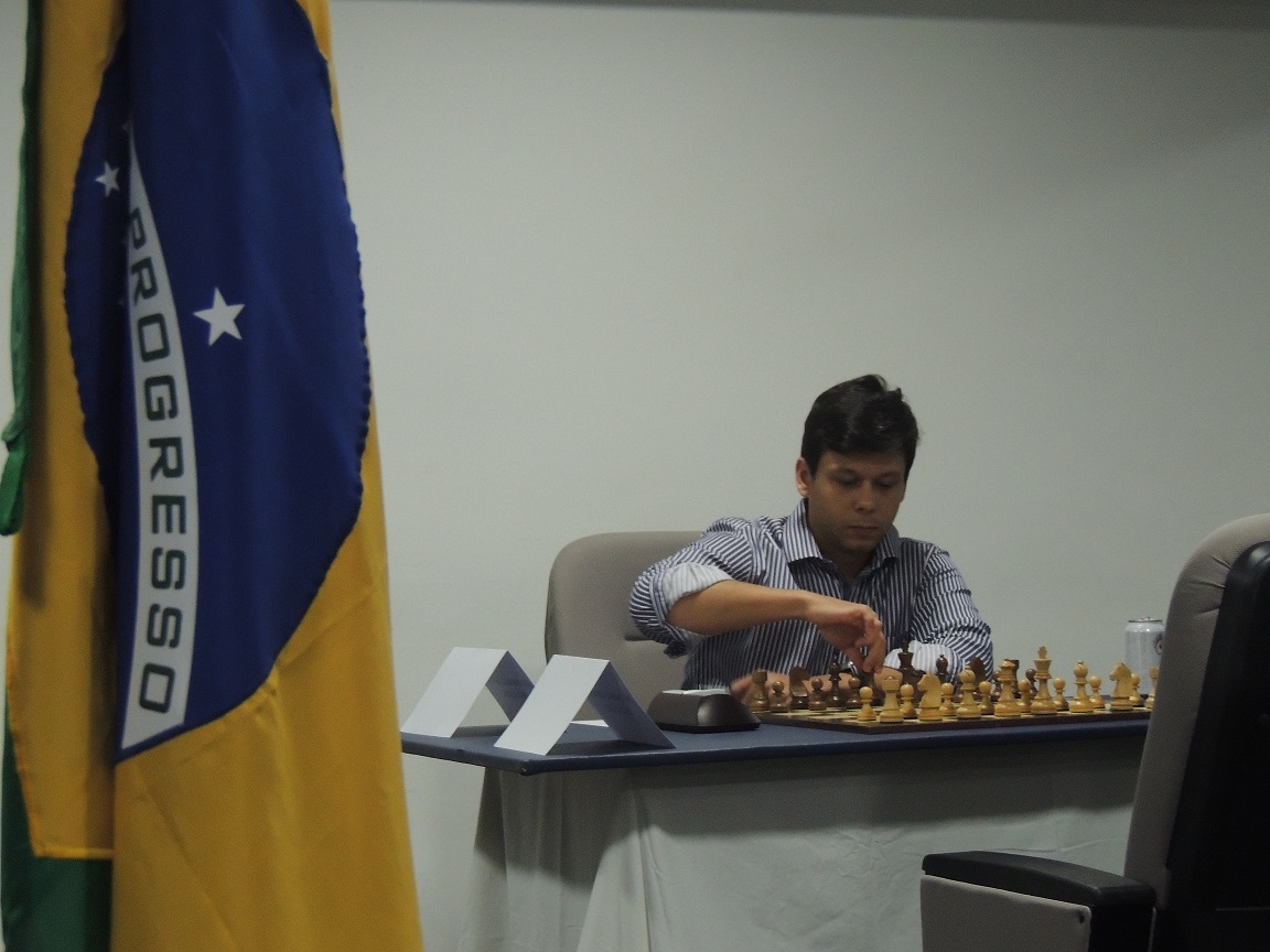 Partidas Inesquecíveis: Leitão, Rafael 1-0 Karpov, Anatoly