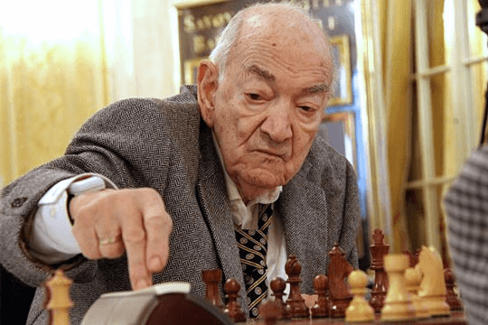 A História do campeonato mundial de xadrez: Conheça todos os campeões  mundiais. 