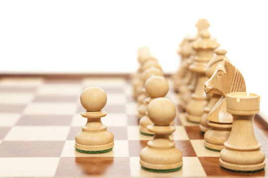 Livro 101 Aberturas Surpresa no Xadrez: Surpreenda o seu adversário com  este repertório de muito potencial