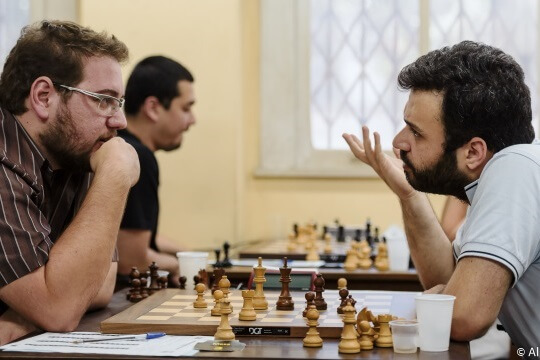 MCI, Dia 13: O gambito do Rei furado de Carlsen