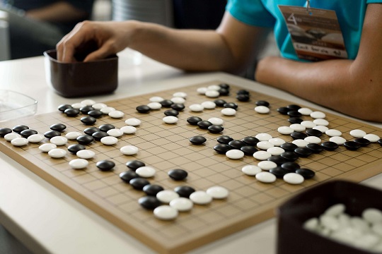 AlphaZero, a IA do Google que aprendeu a jogar sozinha - Meio Bit