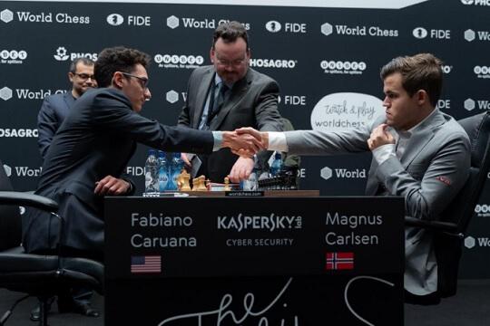 Magnus Carlsen Renova o Título de Campeão Mundial