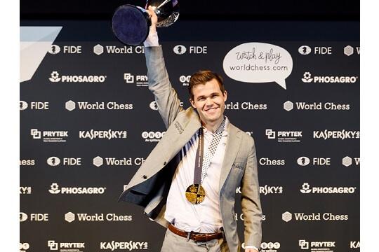 Magnus Carlsen desiste de seu título mundial e substituí-lo não