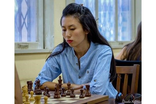 Brasileira Julia Alboredo é vice campeã de xadrez em torneio da