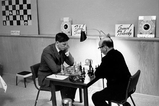 Mequinho vs Bobby Fischer 