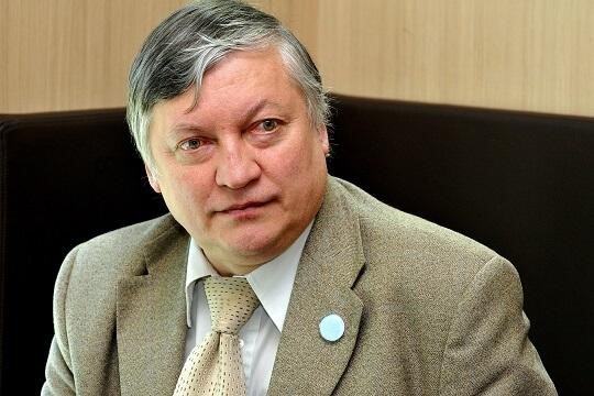 Anatoly Karpov – Escola De Xadrez