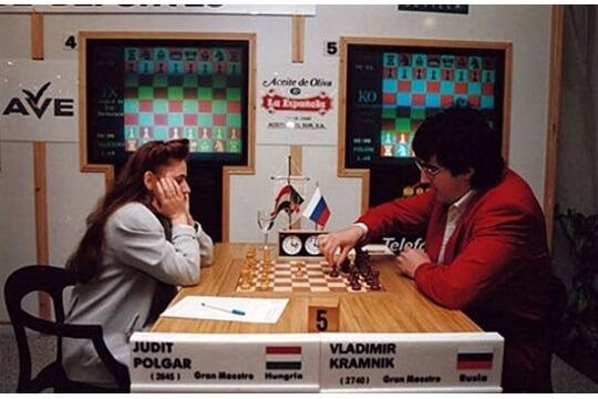 C:UsersUserDownloadsJudit-Polgar-vs-Kramnik,-Dos-Hermanas-1997.jpg