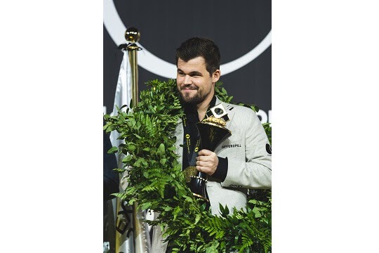 MAGNUS CARLSEN É TRI CAMPEÃO MUNDIAL – CAMPEONATO MUNDIAL DE